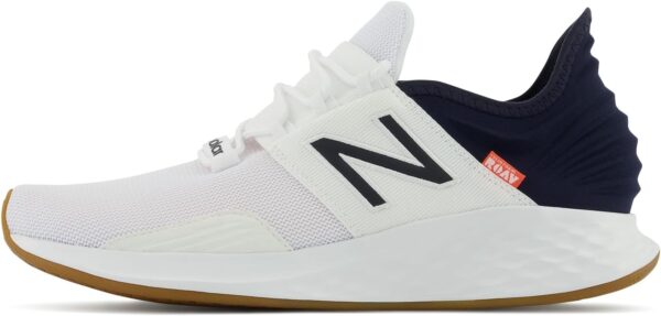 New Balance Men's Fresh Foam Roav V1 Sneaker