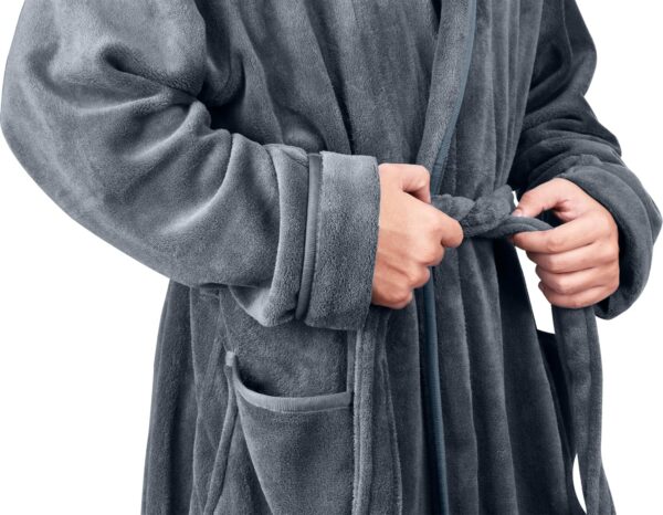 NY Threads Men's Hooded Fleece Bathrobe Plush Long Spa Robe