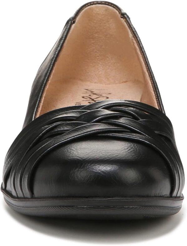 Lifestride Women's Incredible Ballet Flat