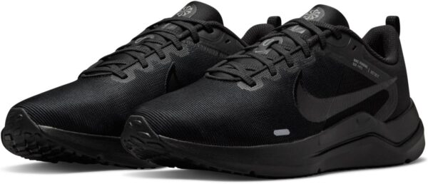 Nike Men's Downshifter Sneaker