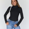 Trendy Queen Women's Turtleneck Long Sleeve Shirts Fall Fashion Basic Thermal Underwear Tops Winter Clothes 2025