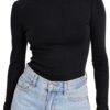 Trendy Queen Women's Turtleneck Long Sleeve Shirts Fall Fashion Basic Thermal Underwear Tops Winter Clothes 2025