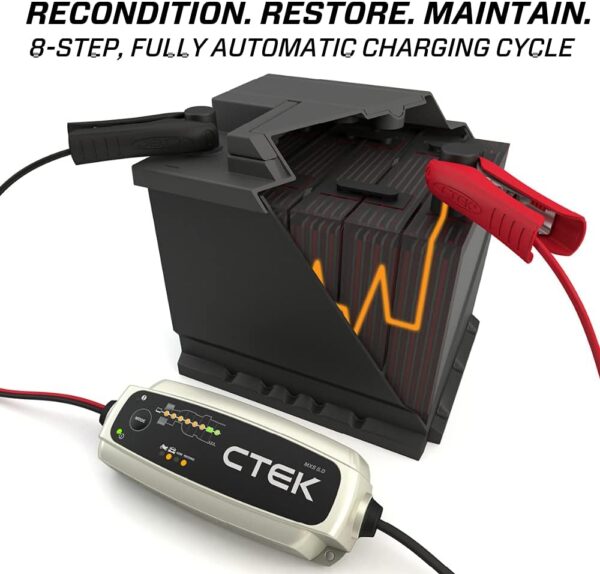 CTEK - 40-206 MXS 5.0 Fully Automatic 4.3 amp Battery Charger and Maintainer 12V