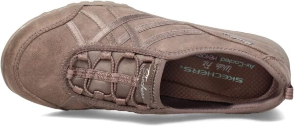 Skechers Women's Breathe-Easy-Days End Sneaker