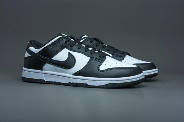 Nike Dunk Low Mens Sneakers