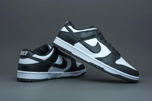 Nike Dunk Low Mens Sneakers