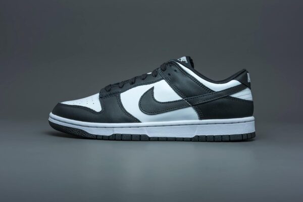 Nike Dunk Low Mens Sneakers