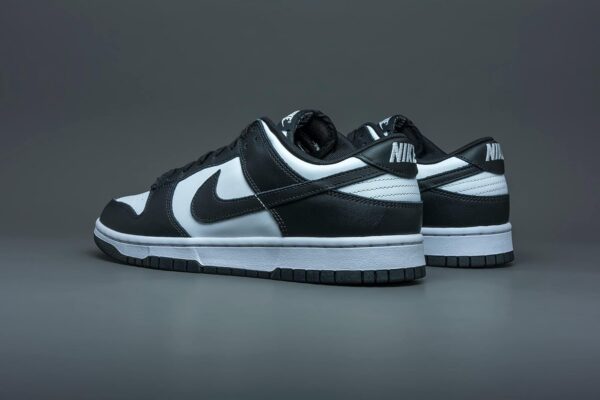 Nike Dunk Low Mens Sneakers