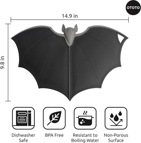 Cutting Board by OTOTO – Wooden & Plastic Cutting Boards for Kitchen, Fun & Spooky Kitchen Gadgets, Housewarming & Goth Gifts, Dishwasher Safe (Bat, Plastic)