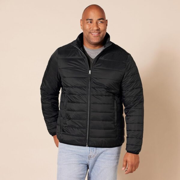 Amazon Essentials Men's Packable Lightweight Water-Resistant Puffer Jacket (Available in Big & Tall)