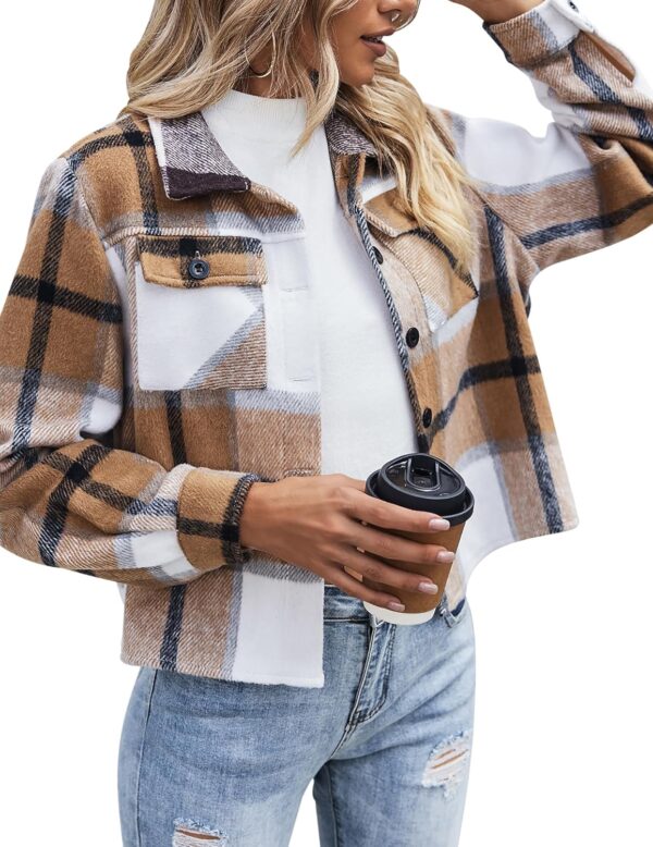 Zeagoo Flannels for Women Cropped Shacket Jacket Fashion Plaid Button Down Shirt 2024 Fall Coat Tops