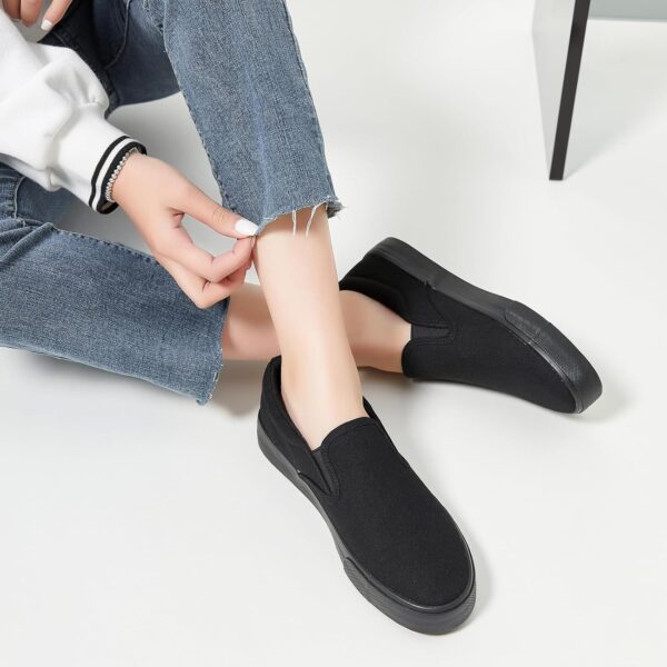 Women's Slip on Shoes Canvas Sneakers Loafers Non Slip Shoes Low Top Casual Shoes