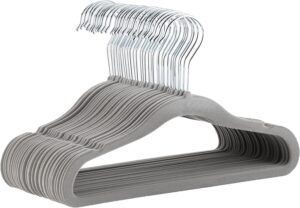 Amazon Basics Kids Velvet, Non-Slip Clothes Hangers (baby/toddler), 11.6 Inches (for baby clothes), Pack of 30, Gray